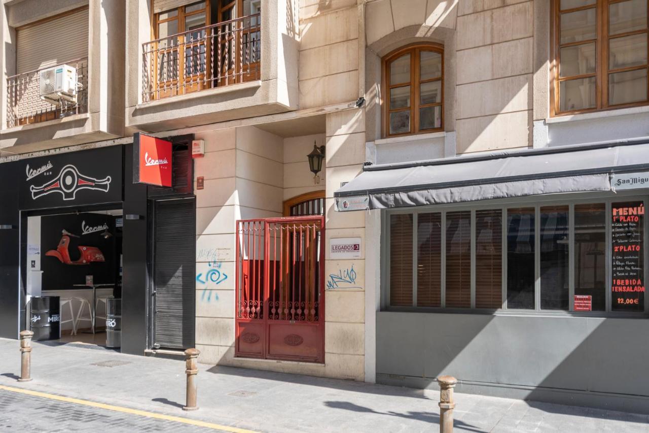 Estudio Plaza Correos Alicante Exterior foto